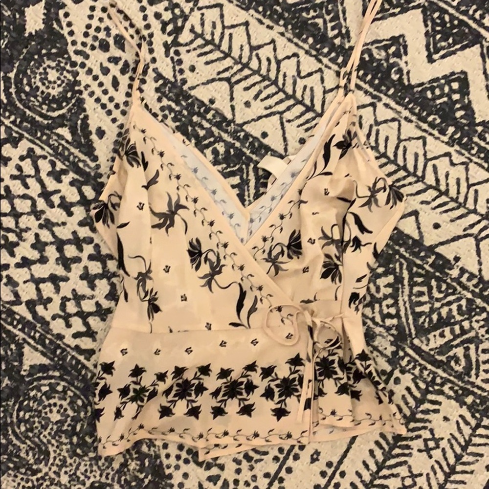 Patterned H&M Top - Picture 4 of 5